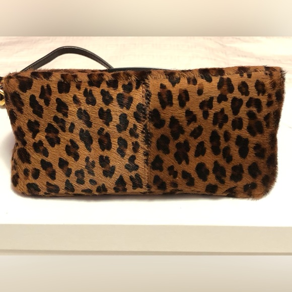Authentic Fendi mini Mamma baguette leather cheetah bag. - Picture 5 of 10